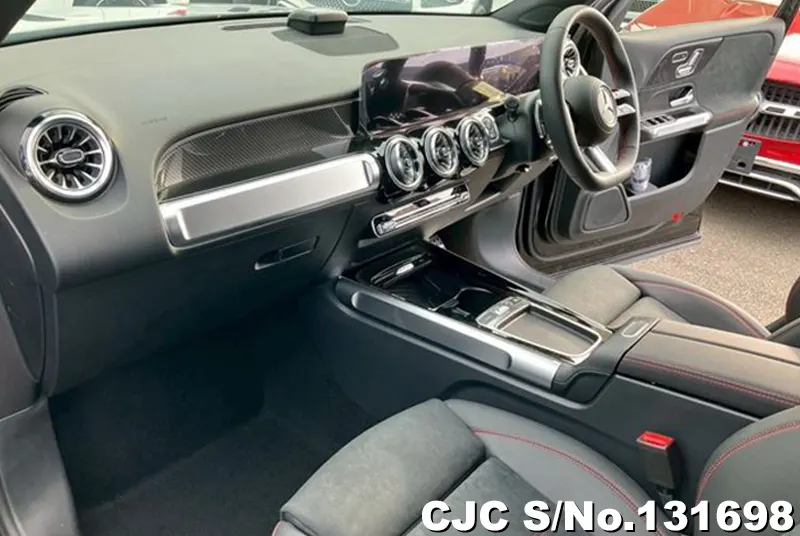 2025 Mercedes Benz / GLB Class Stock No. 131698