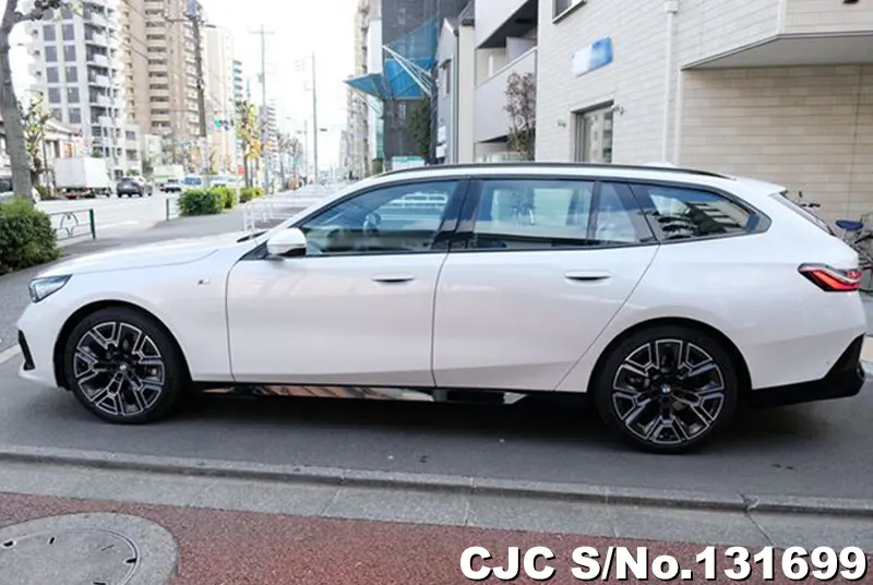 2025 BMW / 5 Series Stock No. 131699