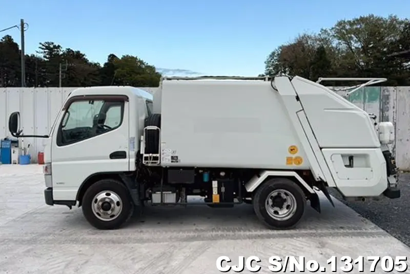 2014 Mitsubishi / Canter Stock No. 131705