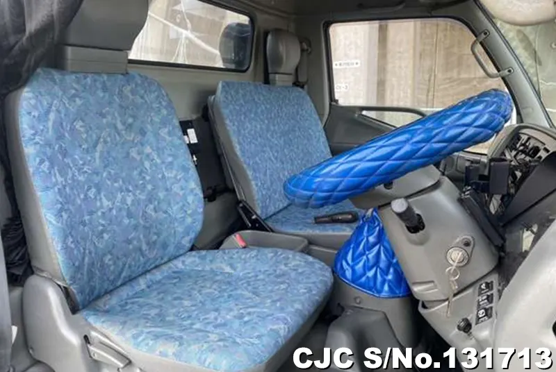 2001 Mitsubishi / Canter Stock No. 131713