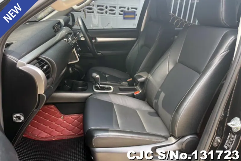 Toyota Hilux in Black for Sale Image 11