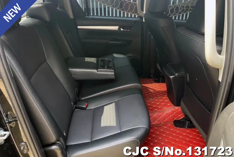Toyota Hilux in Black for Sale Image 12