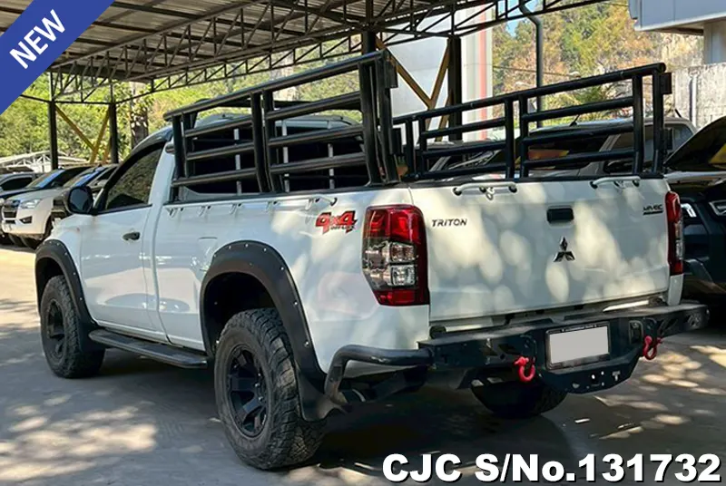 2022 Mitsubishi / Triton Stock No. 131732