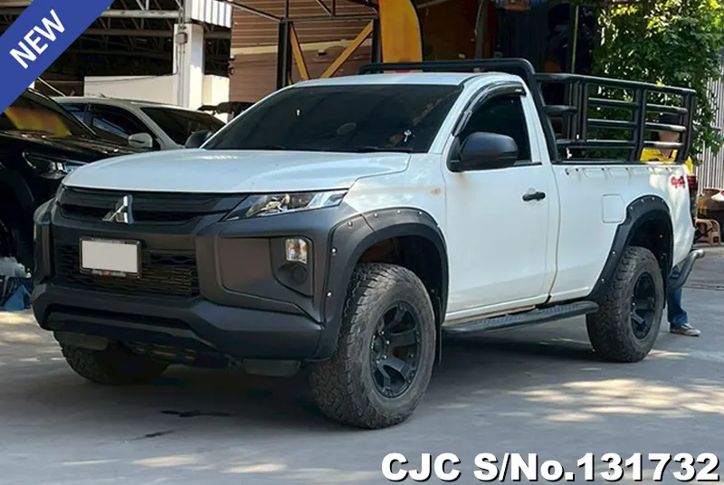 2022 Mitsubishi / Triton Stock No. 131732