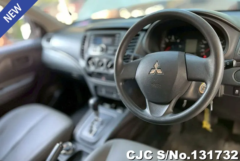 2022 Mitsubishi / Triton Stock No. 131732