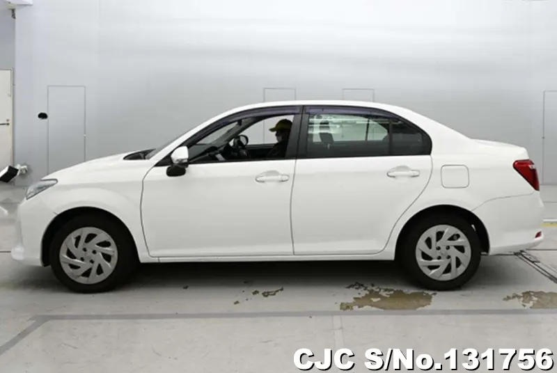 2018 Toyota / Corolla Axio Stock No. 131756