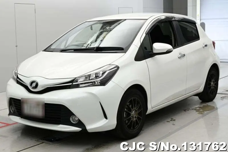 2016 Toyota / Vitz Stock No. 131762