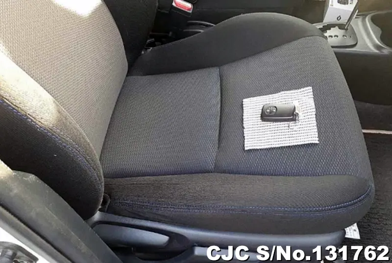 2016 Toyota / Vitz Stock No. 131762