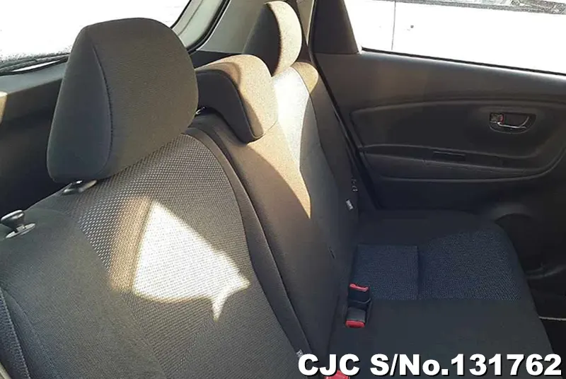 2016 Toyota / Vitz Stock No. 131762