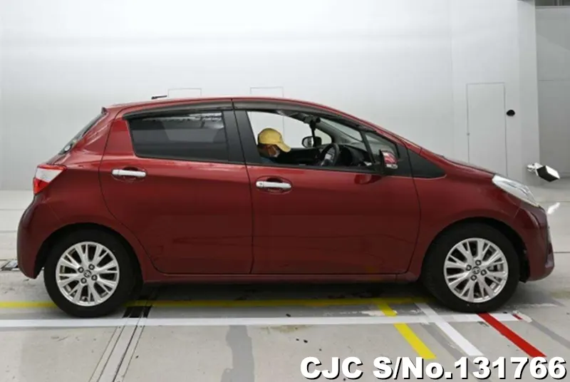 2018 Toyota / Vitz Stock No. 131766