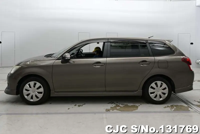 2013 Toyota / Corolla Fielder Stock No. 131769
