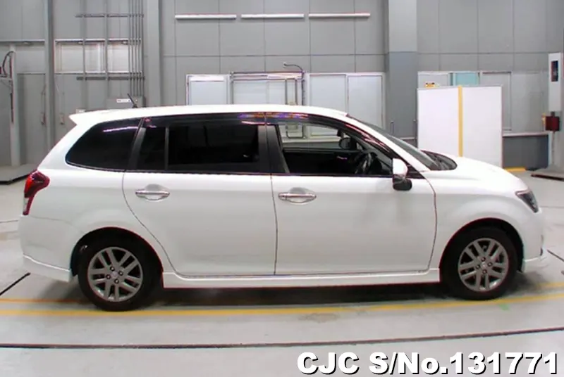 2013 Toyota / Corolla Fielder Stock No. 131771