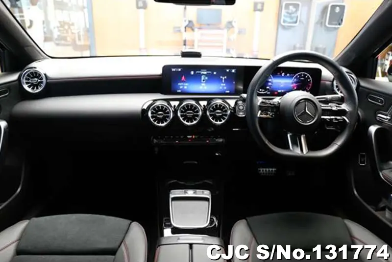 2024 Mercedes Benz / A Class Stock No. 131774
