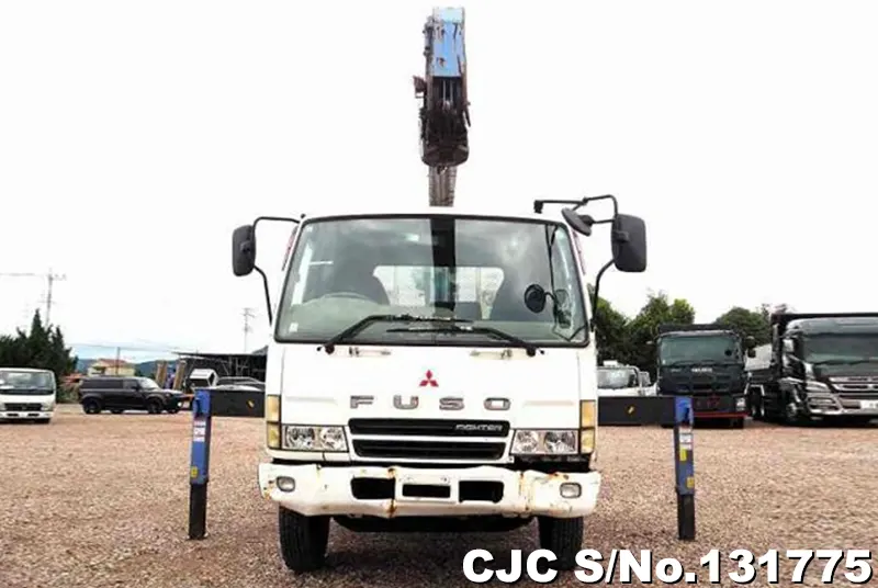 2004 Mitsubishi / Fuso Stock No. 131775
