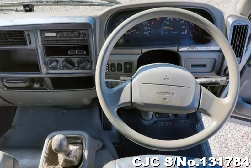 2003 Mitsubishi / Fuso Fighter Stock No. 131784