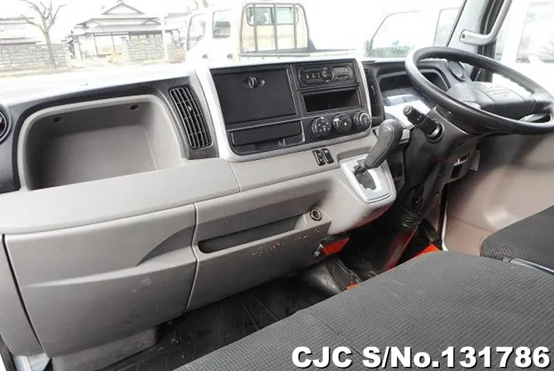 2016 Mitsubishi / Canter Stock No. 131786