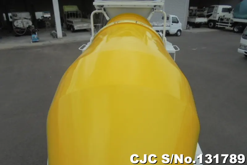 2001 Mitsubishi / Canter Stock No. 131789