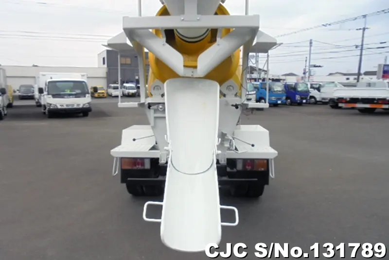 2001 Mitsubishi / Canter Stock No. 131789