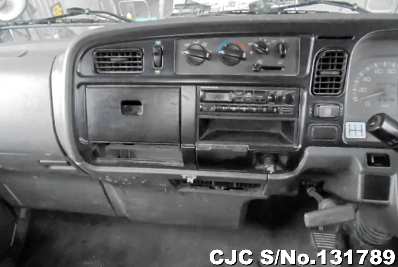 2001 Mitsubishi / Canter Stock No. 131789