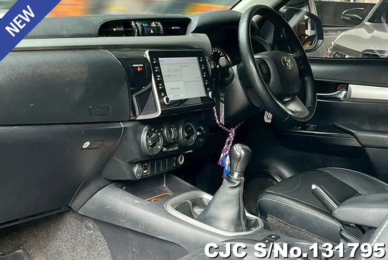 2021 Toyota / Hilux / Revo Stock No. 131795