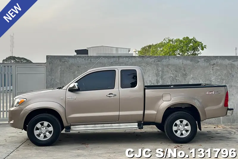2005 Toyota / Hilux / Vigo Stock No. 131796
