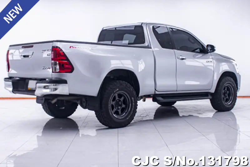 2017 Toyota / Hilux / Revo Stock No. 131798