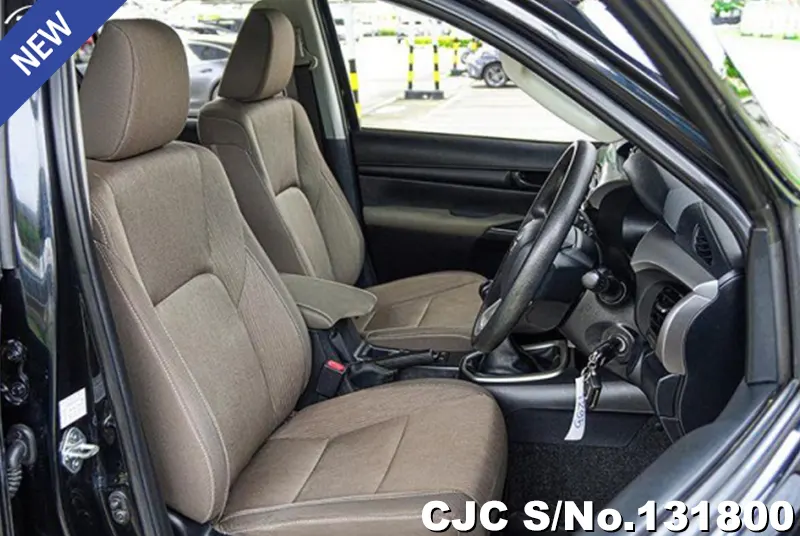 2016 Toyota / Hilux / Revo Stock No. 131800