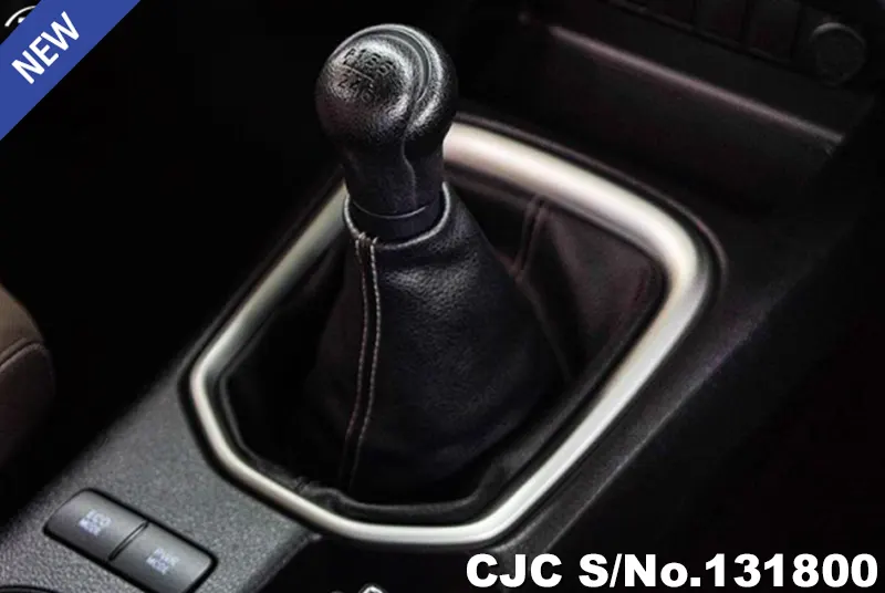 2016 Toyota / Hilux / Revo Stock No. 131800