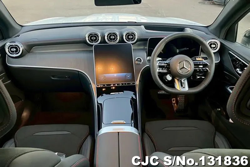2025 Mercedes Benz / GLC Class Stock No. 131836