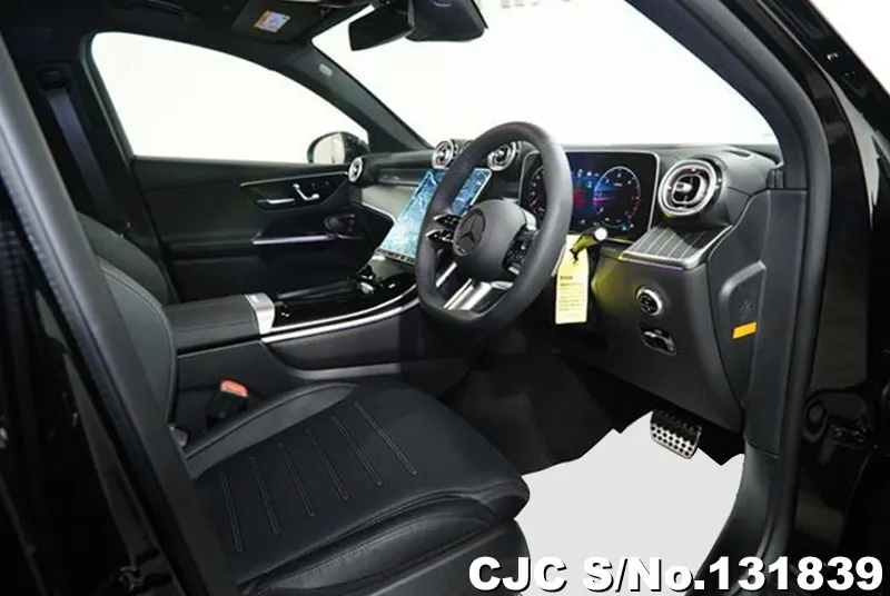 2025 Mercedes Benz / GLC Class Stock No. 131839