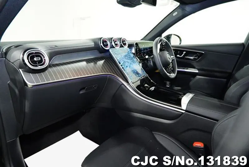 2025 Mercedes Benz / GLC Class Stock No. 131839