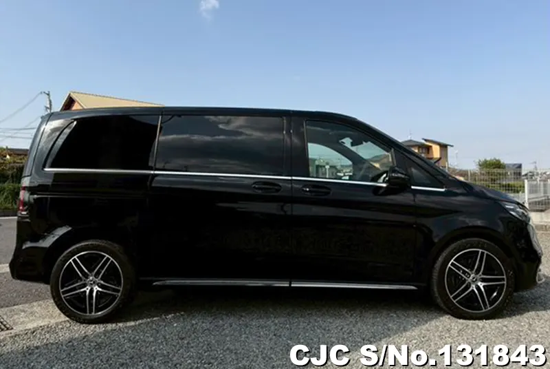 2025 Mercedes Benz / V Class Stock No. 131843