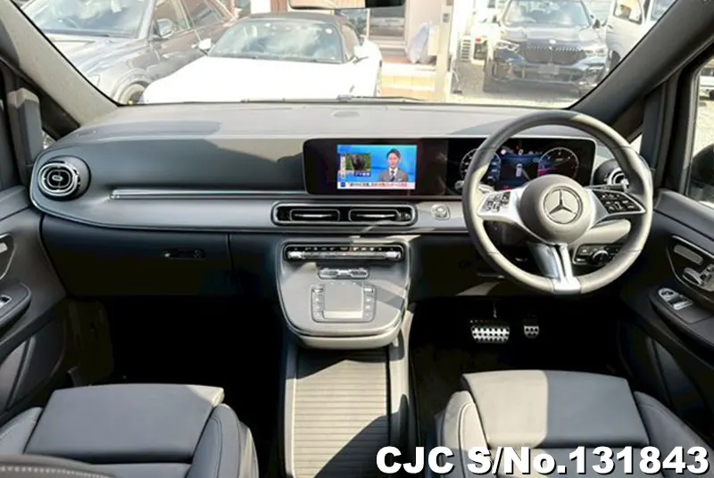 2025 Mercedes Benz / V Class Stock No. 131843