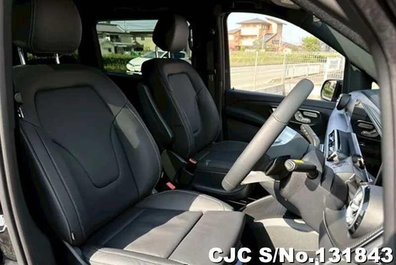 2025 Mercedes Benz / V Class Stock No. 131843