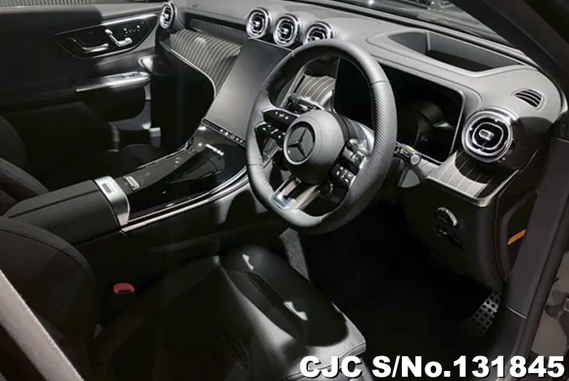 2025 Mercedes Benz / GLC Class Stock No. 131845