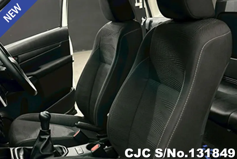 2018 Toyota / Hilux / Revo Stock No. 131849