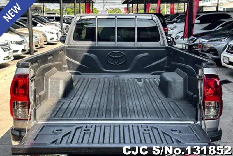 2019 Toyota / Hilux / Revo Stock No. 131852