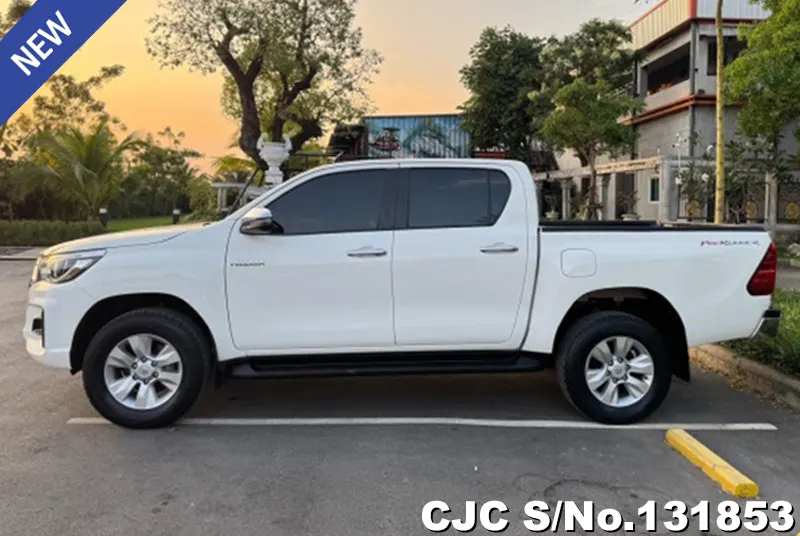 2019 Toyota / Hilux / Revo Stock No. 131853