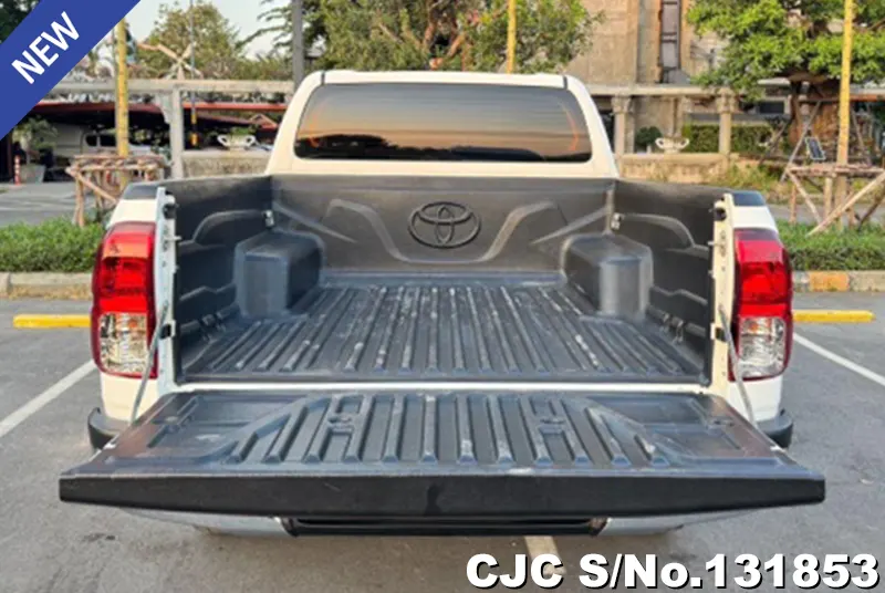 2019 Toyota / Hilux / Revo Stock No. 131853
