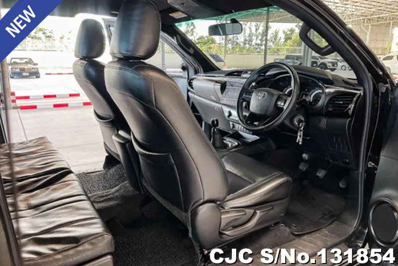 2019 Toyota / Hilux / Revo Rocco Stock No. 131854