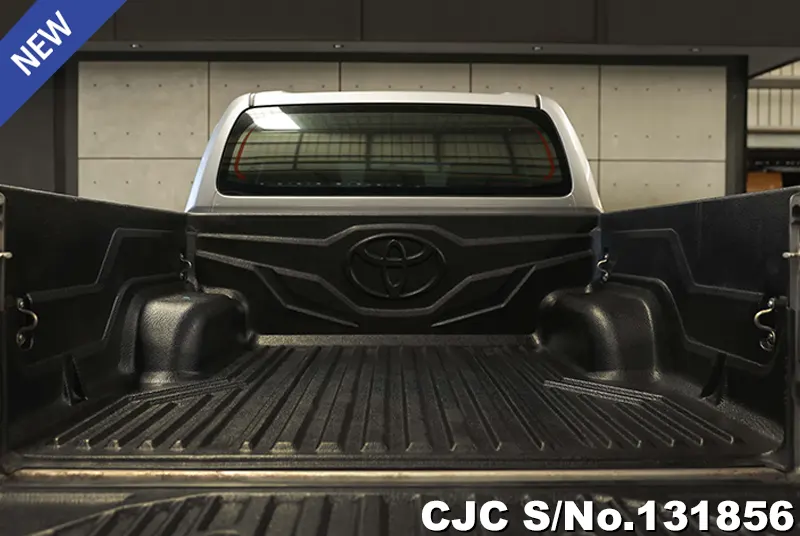 2019 Toyota / Hilux / Revo Stock No. 131856