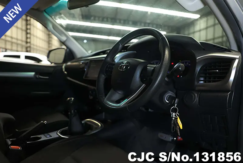 2019 Toyota / Hilux / Revo Stock No. 131856