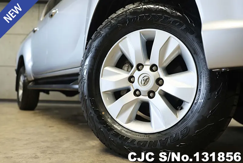 2019 Toyota / Hilux / Revo Stock No. 131856
