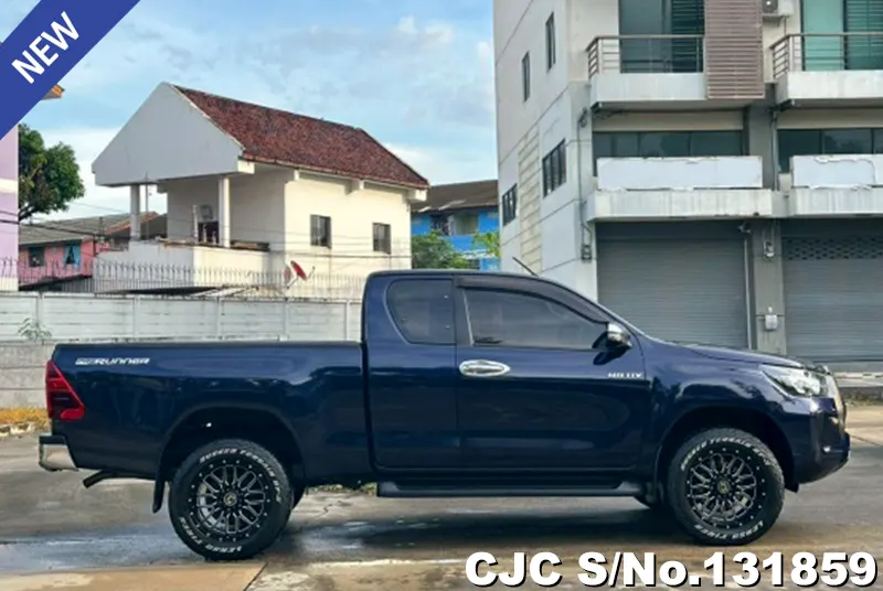 2020 Toyota / Hilux / Revo Stock No. 131859