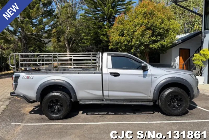 Isuzu D-Max in Silver for Sale Image 5