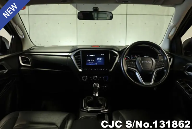 Isuzu D-Max in White for Sale Image 4