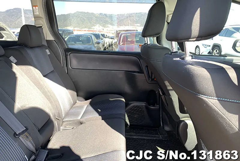 2016 Toyota / Voxy Stock No. 131863