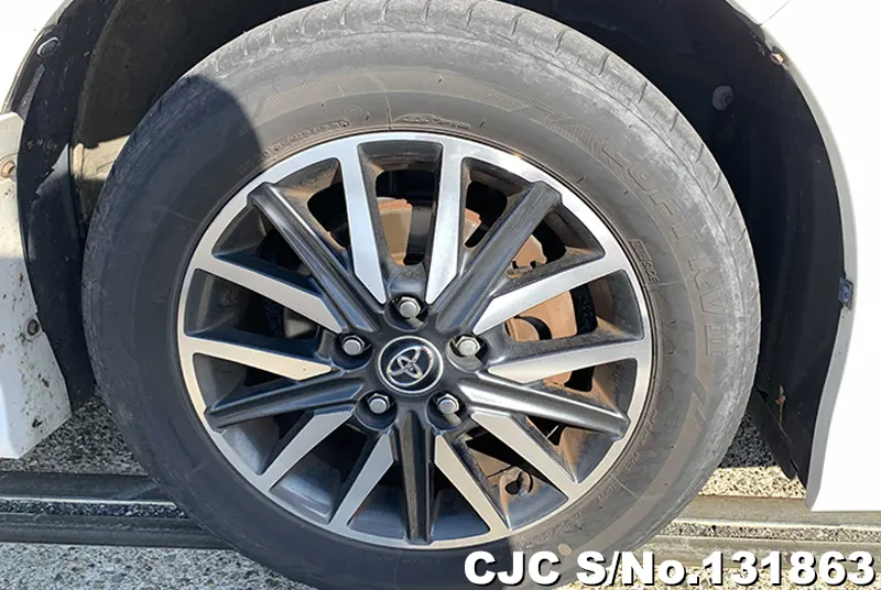 2016 Toyota / Voxy Stock No. 131863