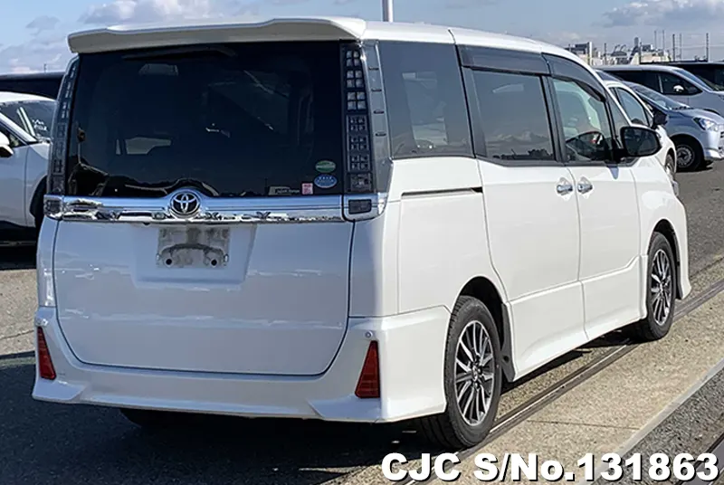 2016 Toyota / Voxy Stock No. 131863