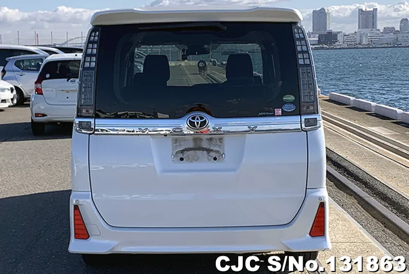 2016 Toyota / Voxy Stock No. 131863